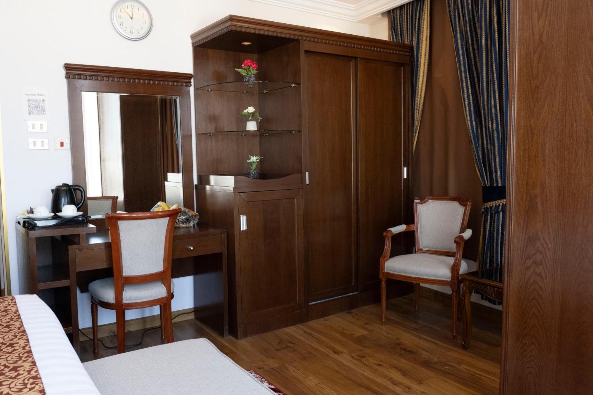 فندق المروج كريم Almorooj Kareem Hotel ジェッダ エクステリア 写真