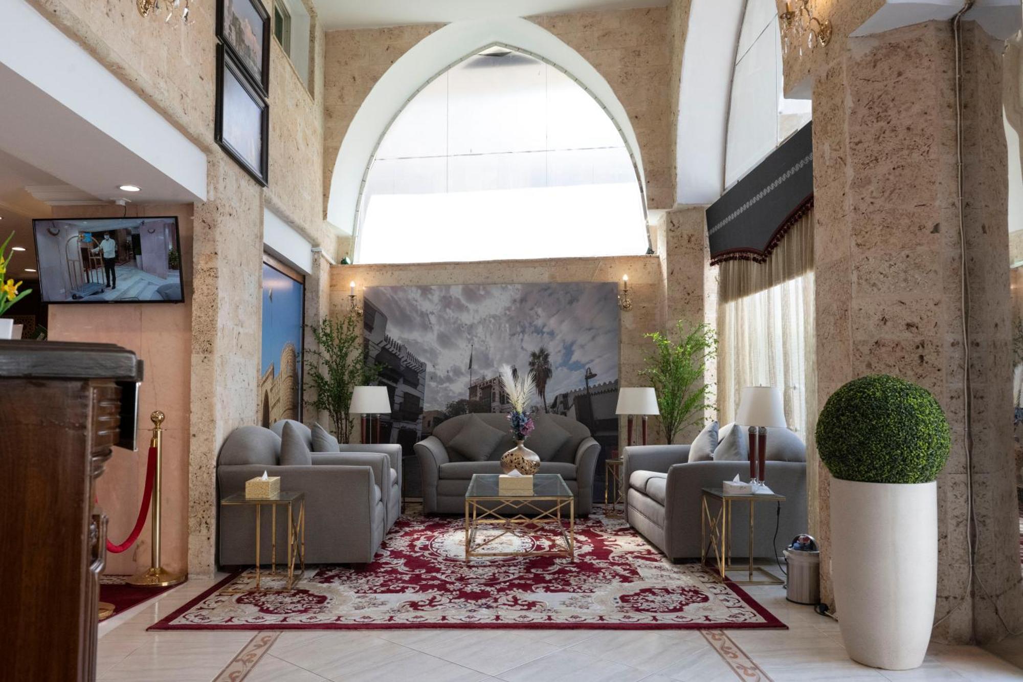 فندق المروج كريم Almorooj Kareem Hotel ジェッダ エクステリア 写真