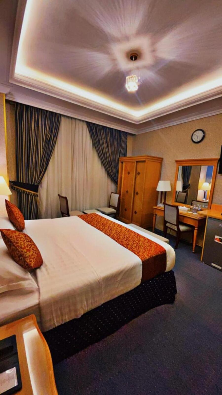 فندق المروج كريم Almorooj Kareem Hotel ジェッダ エクステリア 写真