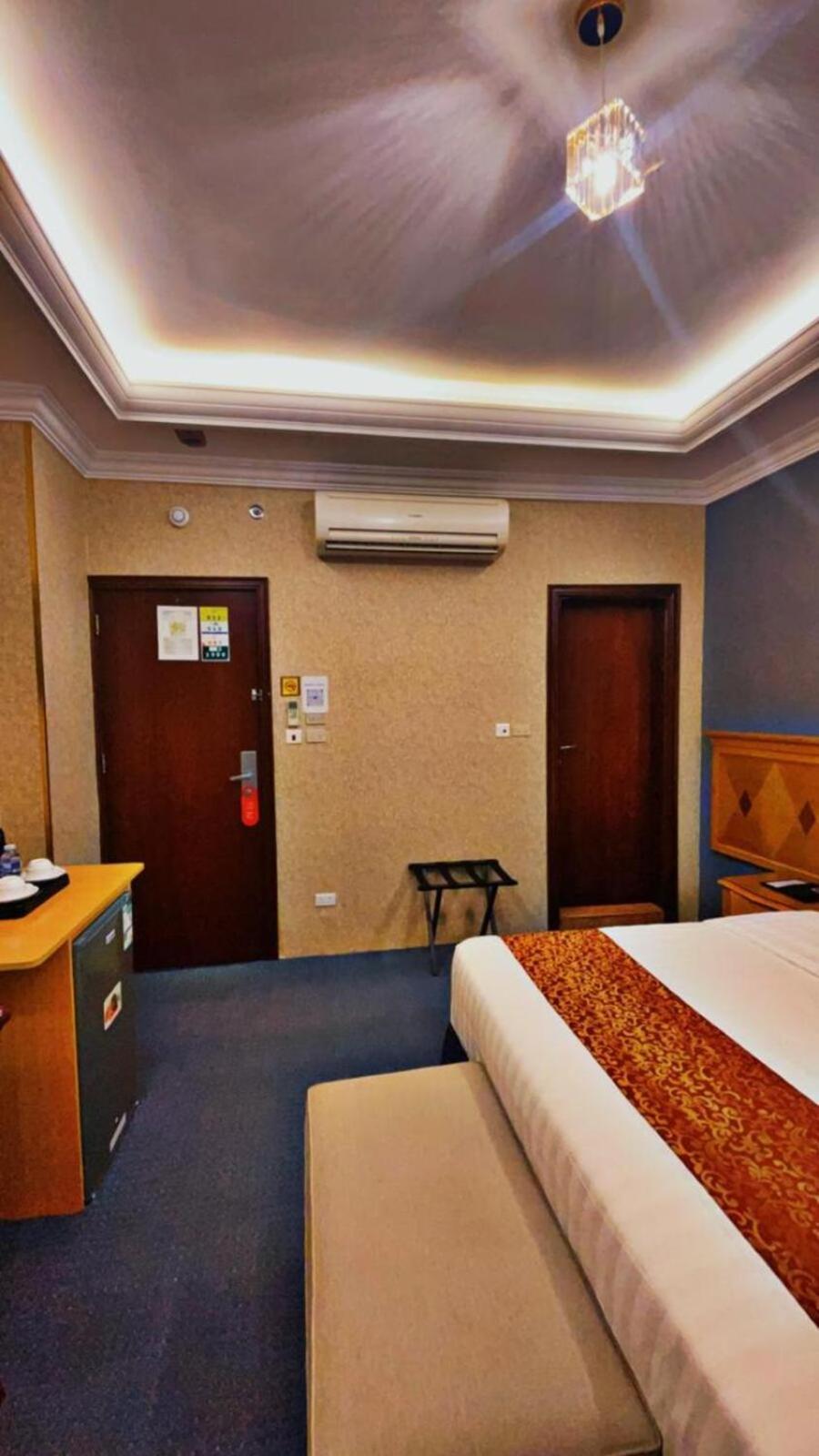 فندق المروج كريم Almorooj Kareem Hotel ジェッダ エクステリア 写真